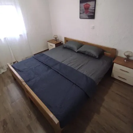 Parenzo Apartment Vrznaveri
